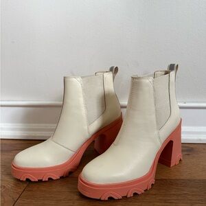 Sorel Womens Block Heel Chelsea Boot Brex Waterproof Natural Sea Salt Sz 8.5